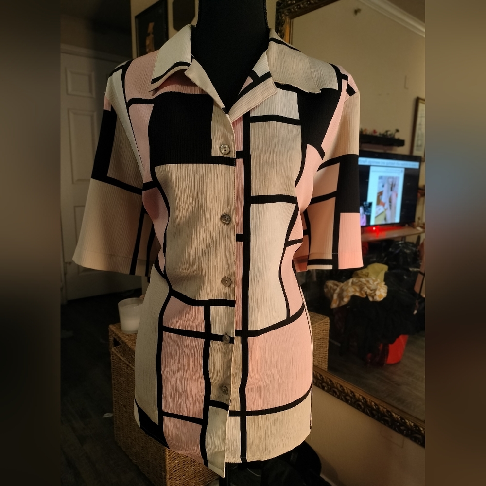 Vintage Allison Daley button blouse. Size 16.